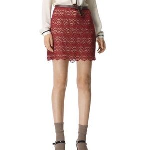 • Club Monaco • Women’s Jayne Mini Skirt Red Lace
2